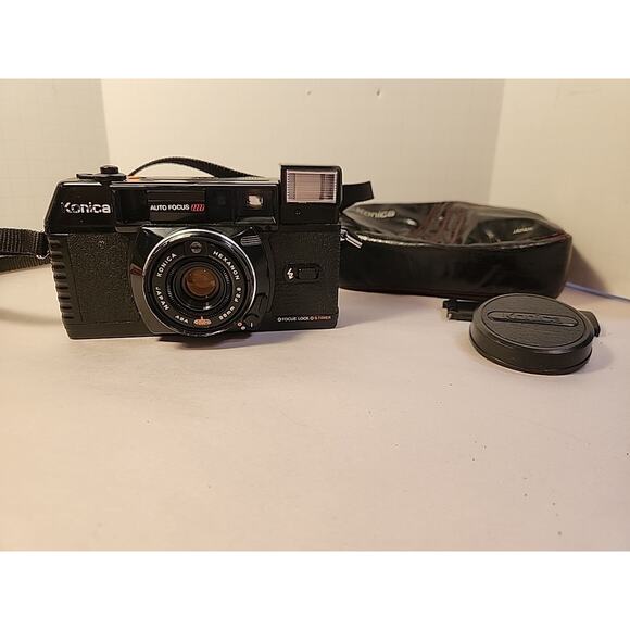 VTG Konica 35mm Auto Focus C 35 AF Film Camera 1982 FIRST AUTO FOCUS JAPAN WORK